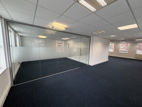 Lower Queen St, Sutton Coldfield to rent Interior Photo- Image 1 of 9