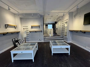 54-55 Market Sq, Witney to rent Interior Photo- Image 2 of 4