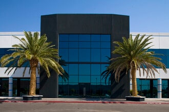 5475 S Decatur Blvd, Las Vegas, NV to rent Interior Photo- Image 2 of 10