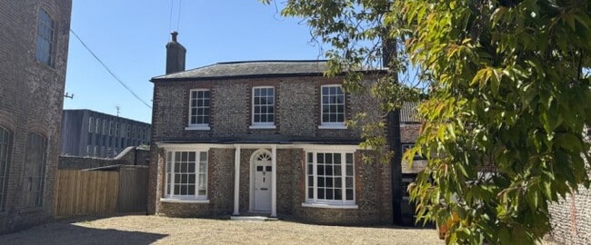 More details for 15 Northgate, Chichester - Office to Rent