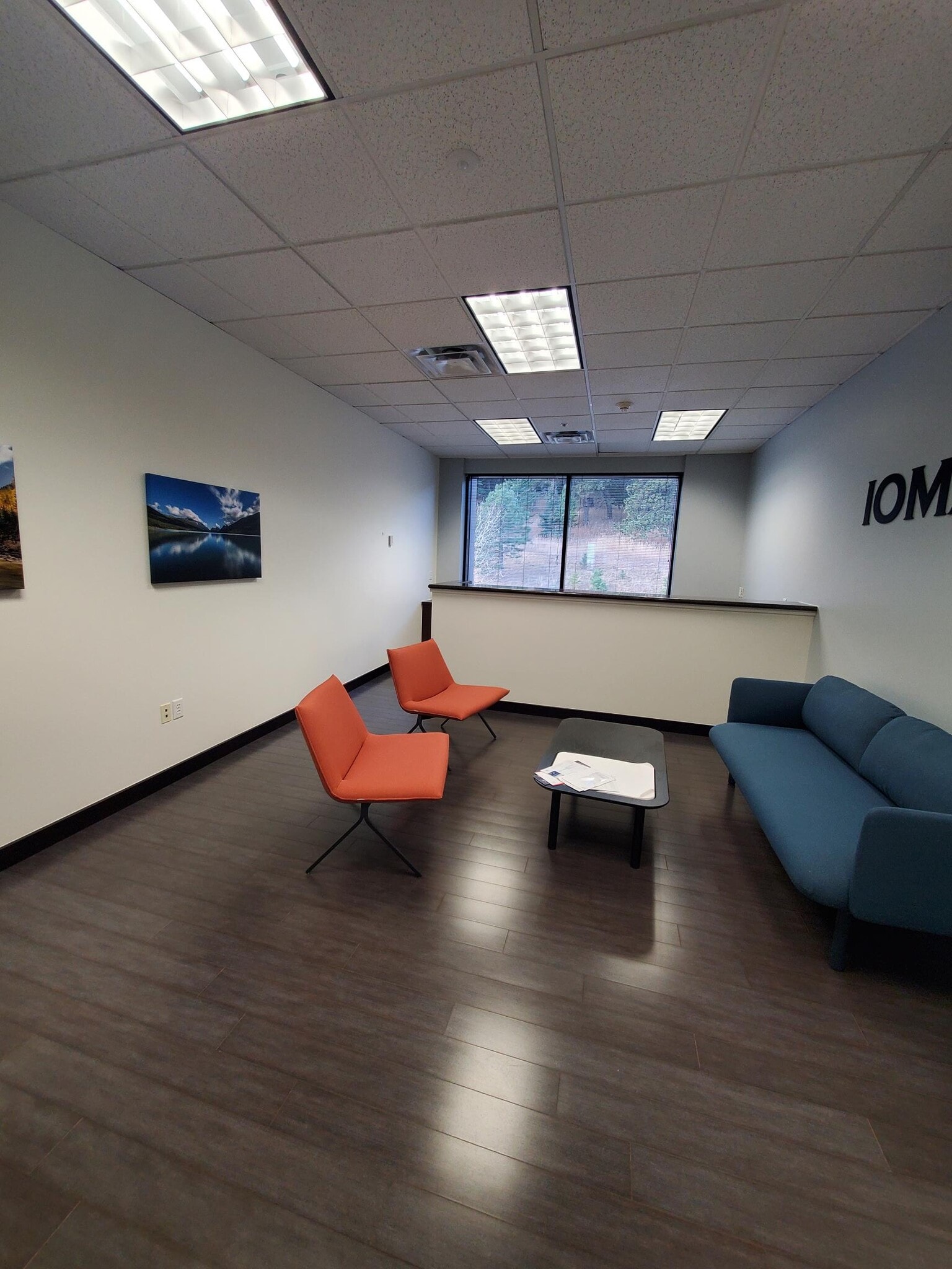 523 Park Point Dr, Golden, CO to rent Interior Photo- Image 1 of 24