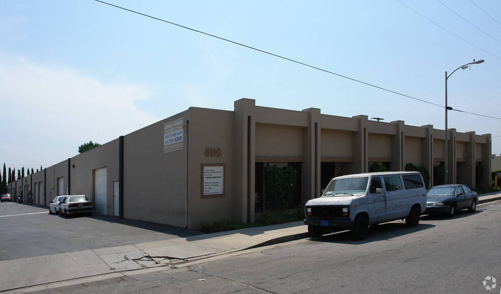 8100-8110 Remmet Ave, Canoga Park, CA for rent - Primary Photo - Image 1 of 6