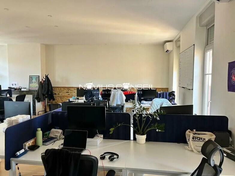 Office in Toulouse to rent - Interior Photo - Image 2 of 6