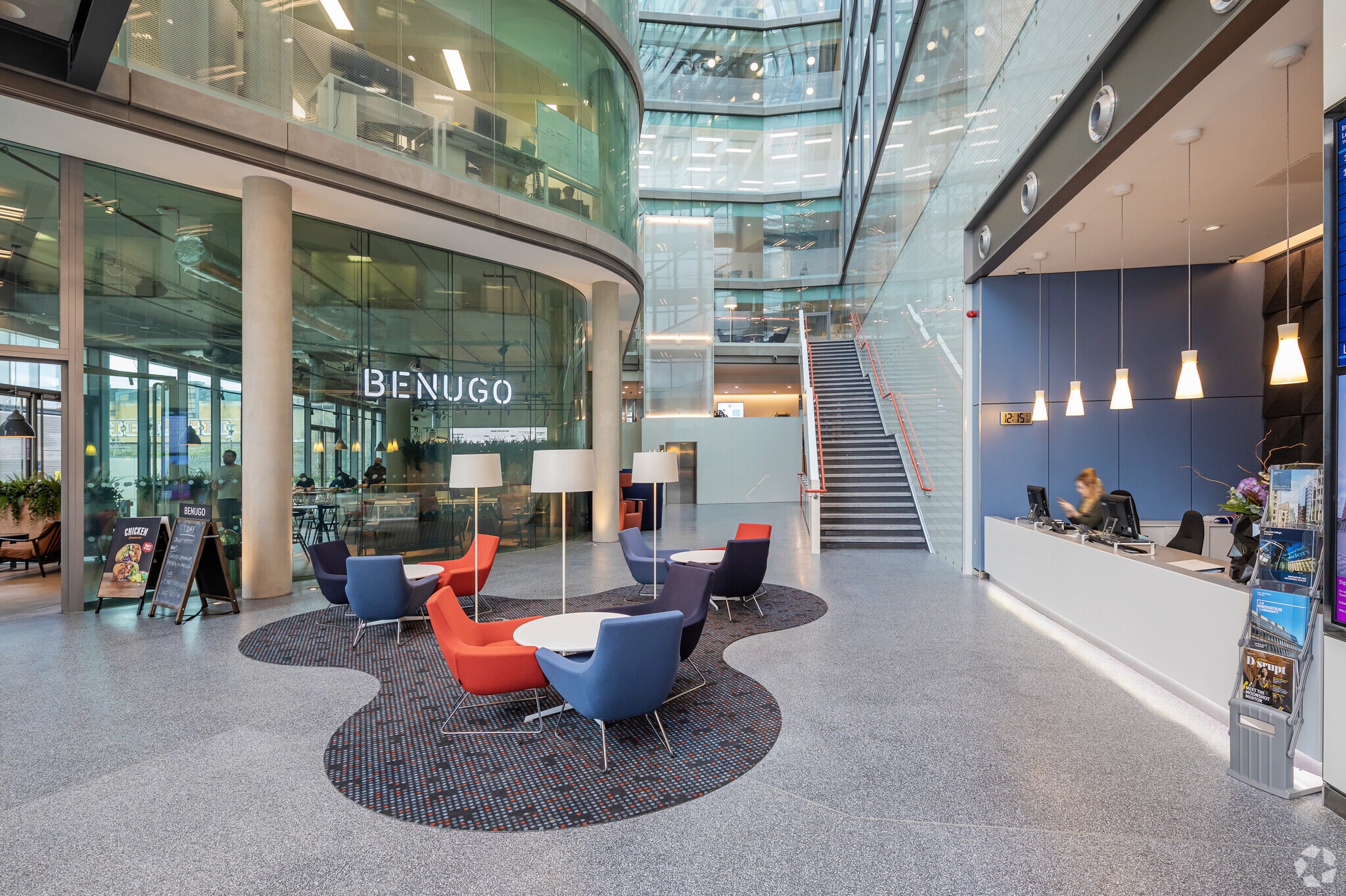 80 Wood Ln, London to rent Interior Photo- Image 1 of 11