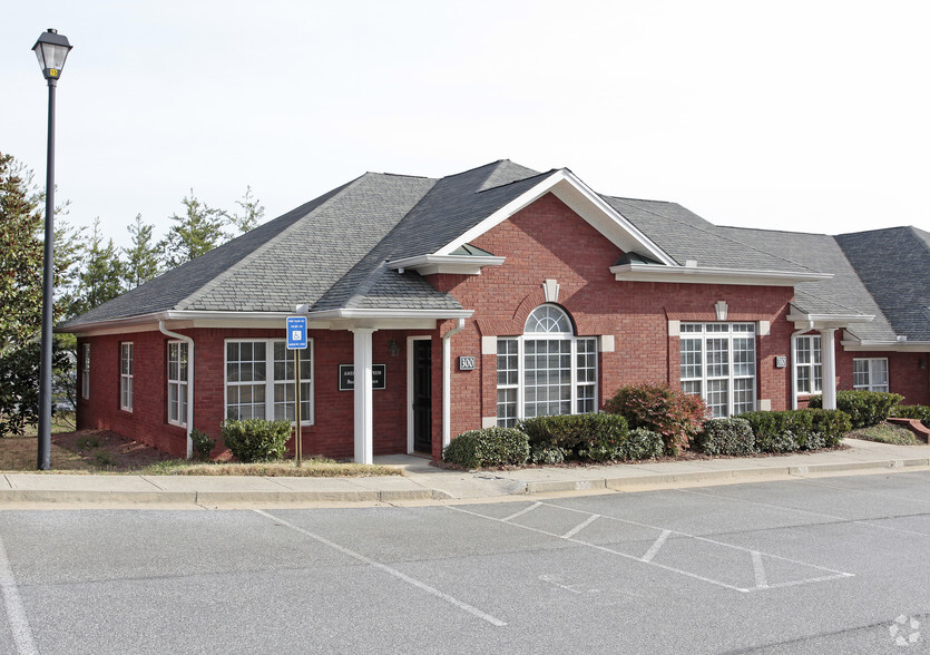 2000 First Dr, Marietta, GA for rent - Building Photo - Image 2 of 2