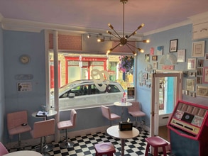 4 Bond St, Redruth to rent Interior Photo- Image 2 of 4