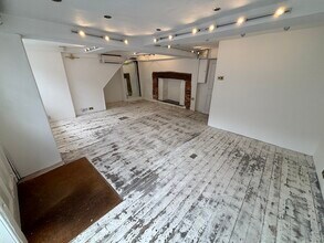 8-10 West St, Marlow to rent Interior Photo- Image 2 of 4