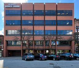 825 N Jefferson St, Milwaukee, WI for rent Building Photo- Image 1 of 6