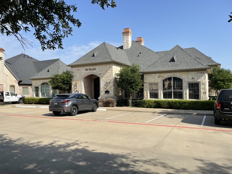 7044 Lebanon Rd, Frisco, TX for rent - Building Photo - Image 1 of 4