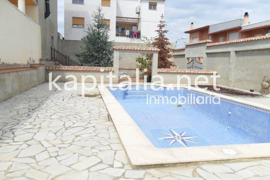 Land in Agullent for sale Building Photo- Image 1 of 6