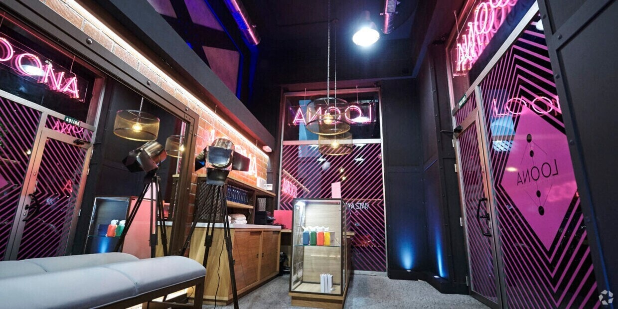 Retail in Madrid, Madrid to rent Floor Plan- Image 1 of 1