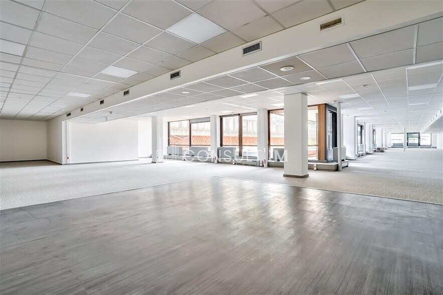 Office in Saint-Cloud to rent - Interior Photo - Image 3 of 8