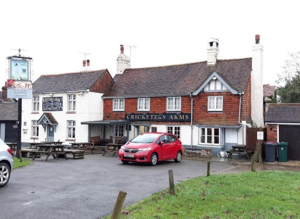 Durbans Rd, Billingshurst for sale Primary Photo- Image 1 of 1