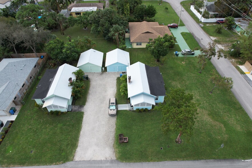 3450 NE 13th Ave, Oakland Park, FL for sale - Aerial - Image 2 of 5