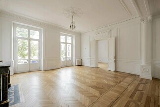 More details for 63 Avenue Marceau, Paris - Office to Rent