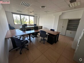 Office in Rivas-Vaciamadrid, MAD for rent Interior Photo- Image 1 of 4