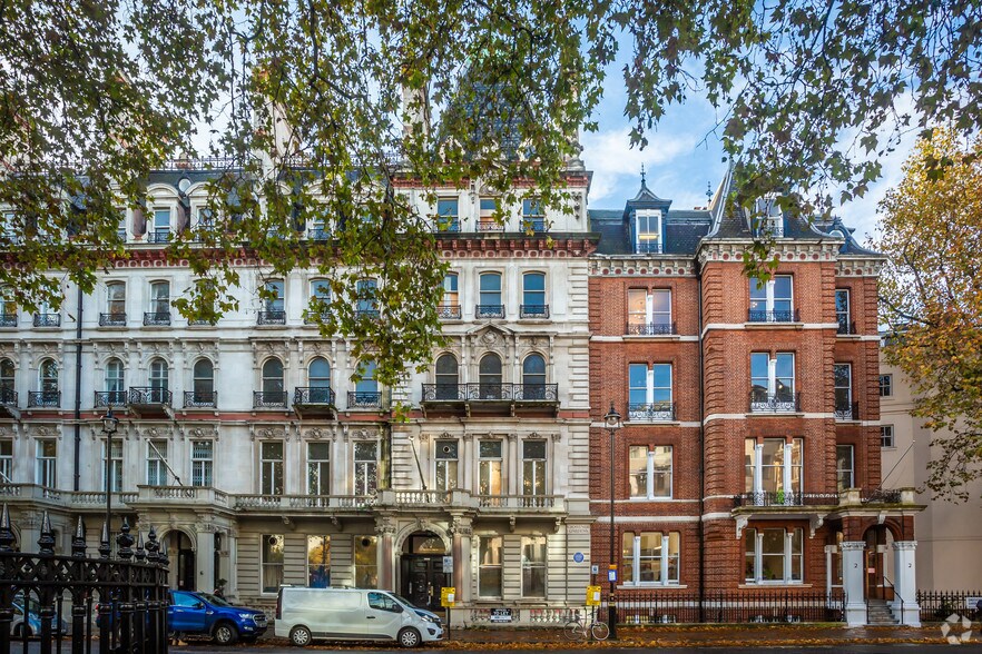 4 Grosvenor Gdns, London for sale - Building Photo - Image 1 of 1