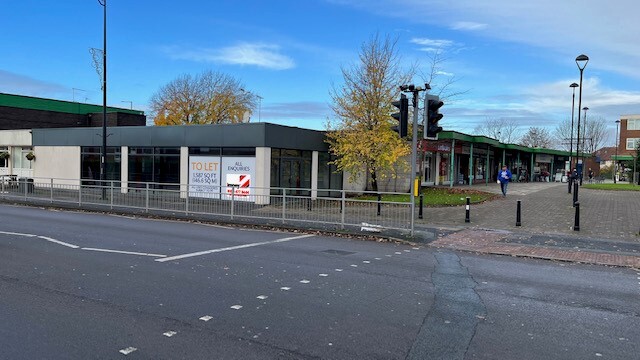 87-89 Hyde Rd, Stockport for rent - Building Photo - Image 1 of 6