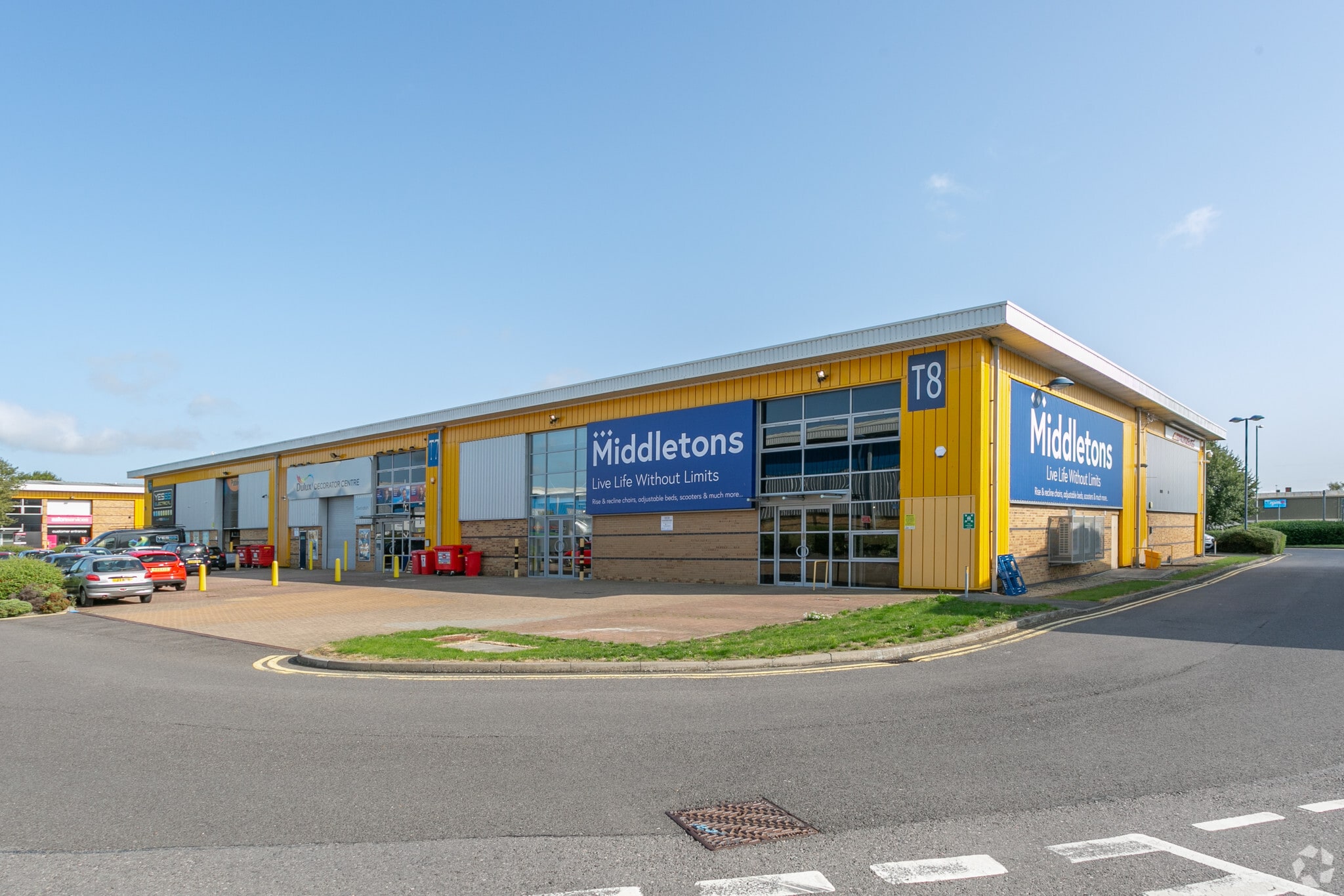 T3-T8 Radway Rd, Swindon for sale Primary Photo- Image 1 of 1