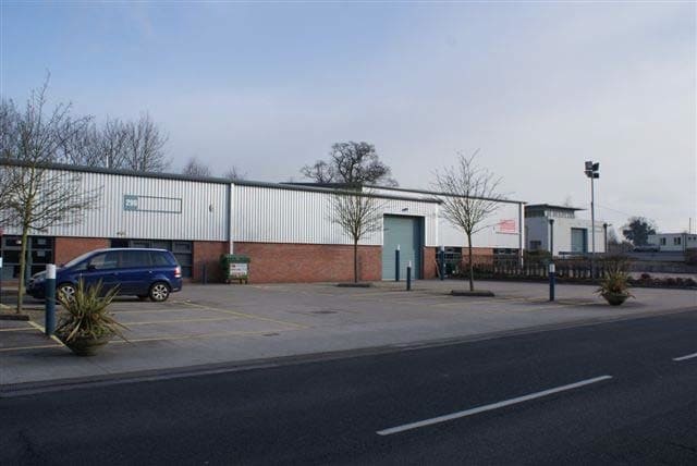 Oak Dr, Hartlebury to rent - Building Photo - Image 2 of 3