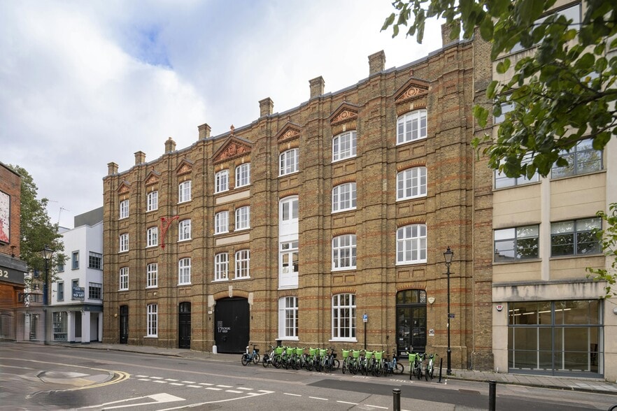 16-17 Bowling Green Ln, London to rent - Building Photo - Image 2 of 7