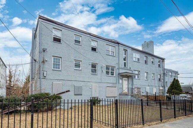 More details for 2844 Langston Pl SE, Washington, DC - Build-to-Rent for Auction