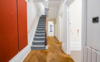 2 Abbey Walk, Grimsby to rent Interior Photo- Image 1 of 10