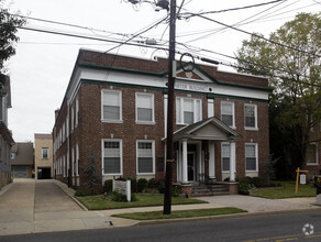 44 Cooper St, Woodbury, NJ for sale Primary Photo- Image 1 of 1