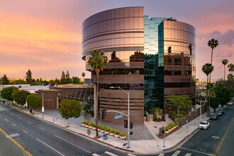 7920 W Sunset Blvd, Los Angeles, CA for rent Building Photo- Image 1 of 12