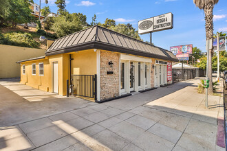 11644 Ventura Blvd, Studio City, CA for rent Building Photo- Image 1 of 10