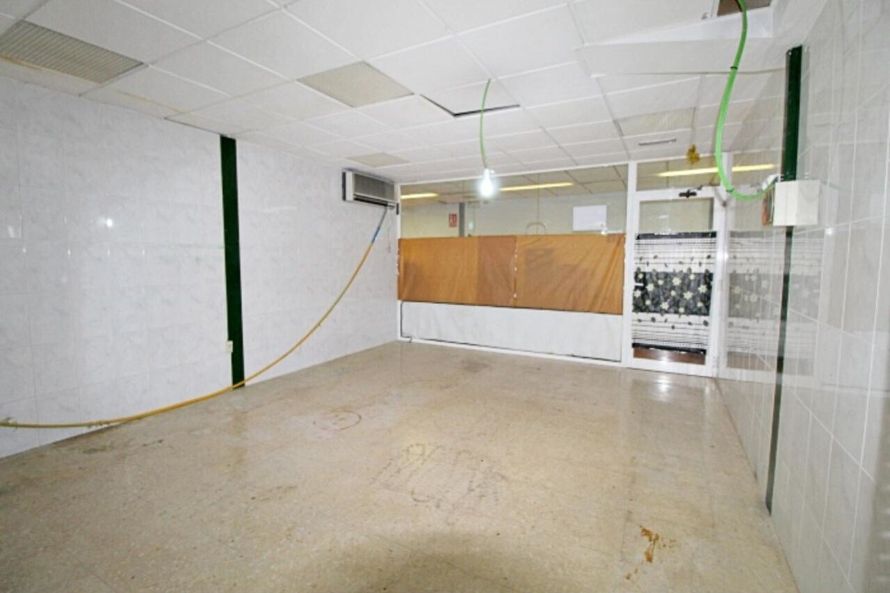 Polinyà, BAR 08213 -  -  - Interior Photo - Image 1 of 4