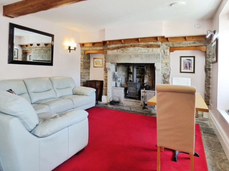 Market Pl, Leyburn for sale - Interior Photo - Image 3 of 21