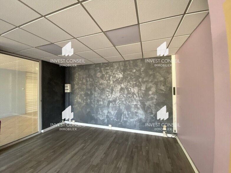 2 Rue Du Val D'Or, Cormeilles-en-Parisis to rent - Interior Photo - Image 3 of 4