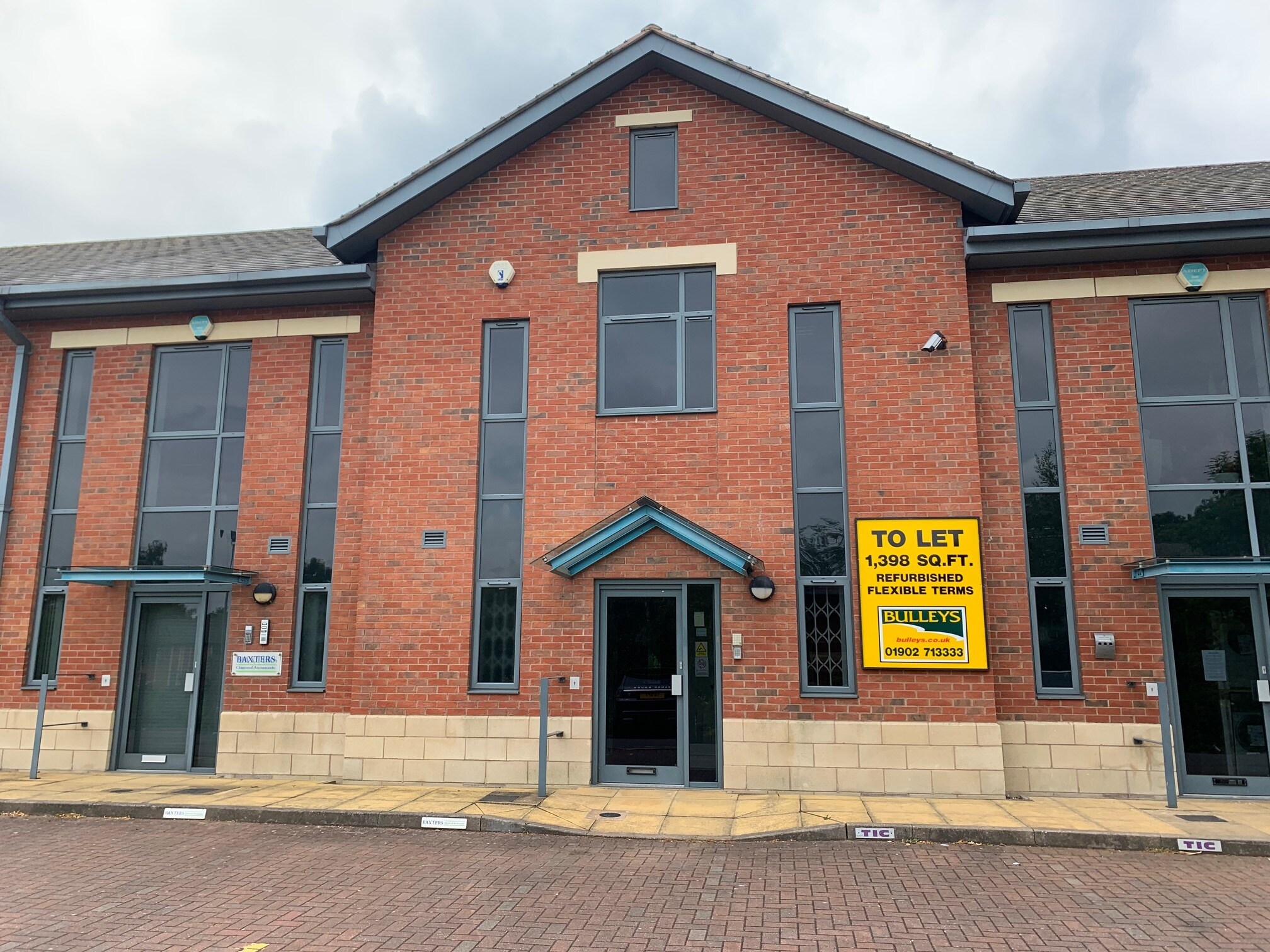 1-7 Nightingale Pl, Wolverhampton to rent Building Photo- Image 1 of 6