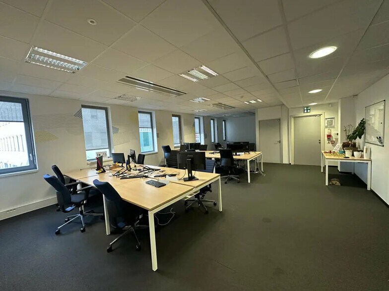 Office in Strasbourg to rent - Building Photo - Image 2 of 6