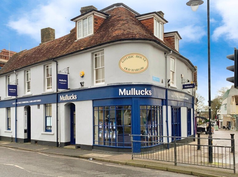 1 High St, Harlow for sale Primary Photo- Image 1 of 1