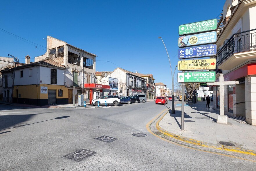 Calle José Saramago, 4, Santa Fe, Granada for sale - Building Photo - Image 2 of 17