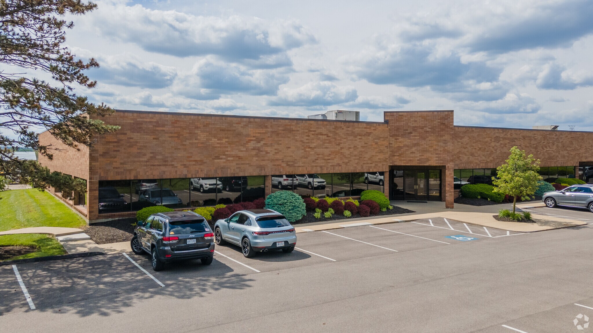 6305-6355 Centre Park Dr, West Chester, OH for sale Building Photo- Image 1 of 1