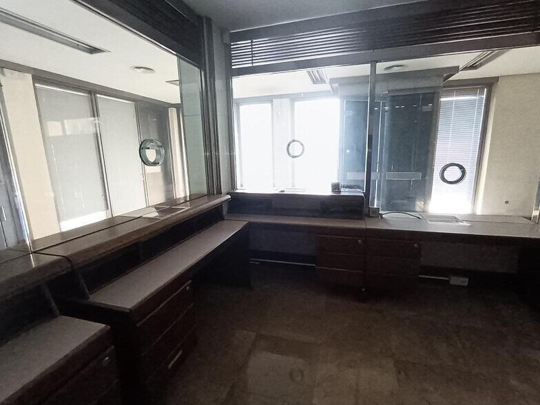 Retail in Córdoba, Córdoba for sale - Building Photo - Image 2 of 4