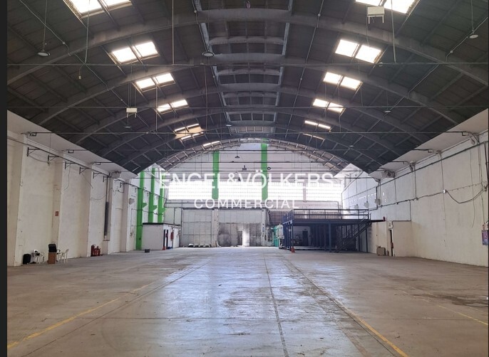 Industrial in L'Hospitalet de Llobregat, Barcelona to rent Interior Photo- Image 1 of 10