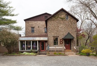 62 Trenton Ave, Frenchtown, NJ for sale Primary Photo- Image 1 of 1