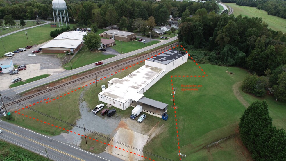 630 Trindale Rd, Trinity, NC for sale - Building Photo - Image 1 of 5