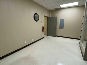 3635-3675 Boul de la Grande-Allée, Boisbriand, QC for rent Interior Photo- Image 2 of 3