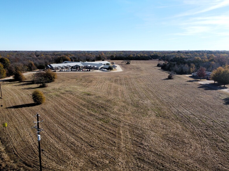 83 ac Stillhouse Rd, Paris, TX for sale - Building Photo - Image 2 of 22