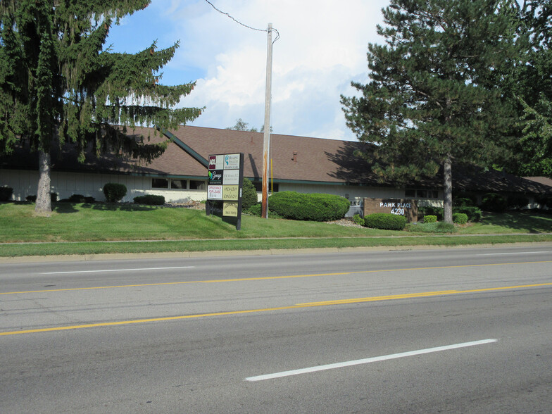 4230 S Westnedge Ave, Kalamazoo, MI for rent - Building Photo - Image 1 of 7