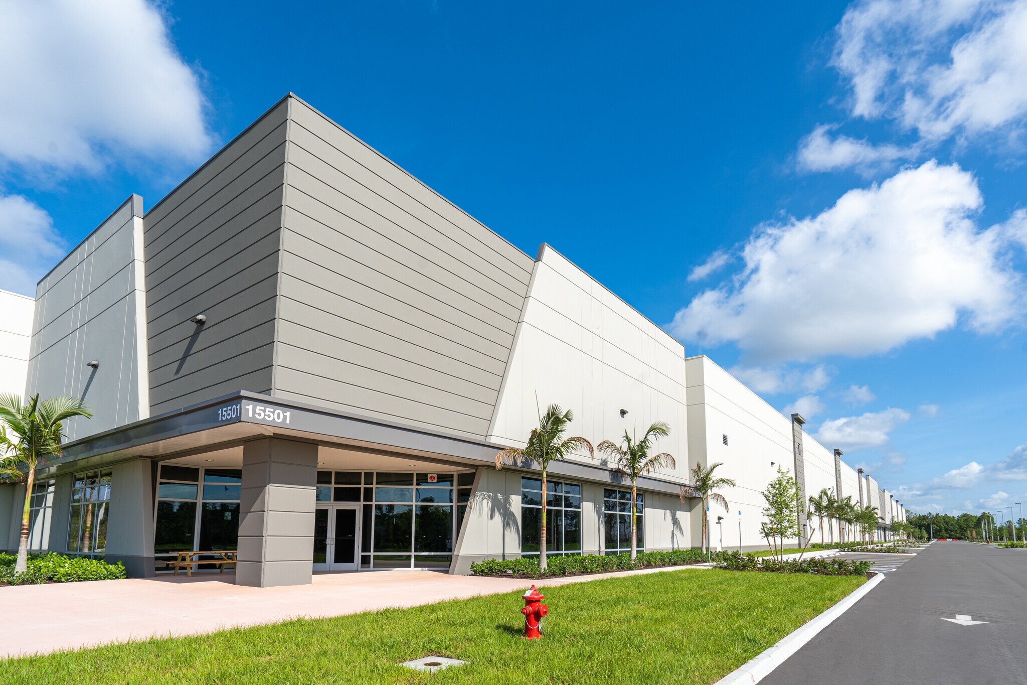 15501 Park of Commerce Blvd, Jupiter, FL to rent Building Photo- Image 1 of 5