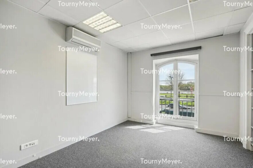 Office in Bordeaux to rent - Interior Photo - Image 3 of 4