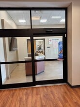 4685 Us-17, Orange Park, FL to rent Interior Photo- Image 1 of 19