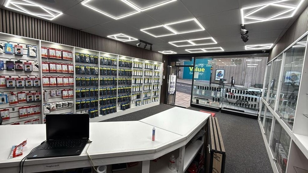 29 Duckworth Ln, Bradford for sale - Building Photo - Image 3 of 8