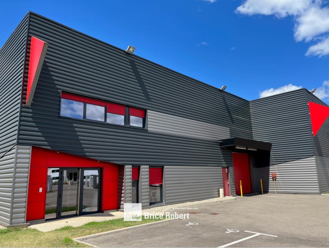 4 Rue Des Mûriers, Vourles to rent Building Photo- Image 1 of 5